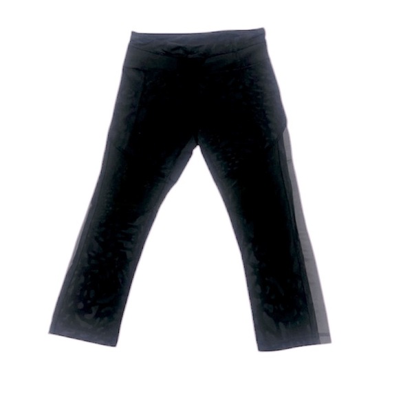 Lululemon pace mesh camo crop black cheetah print side reflective panels size 4 - Picture 6 of 16